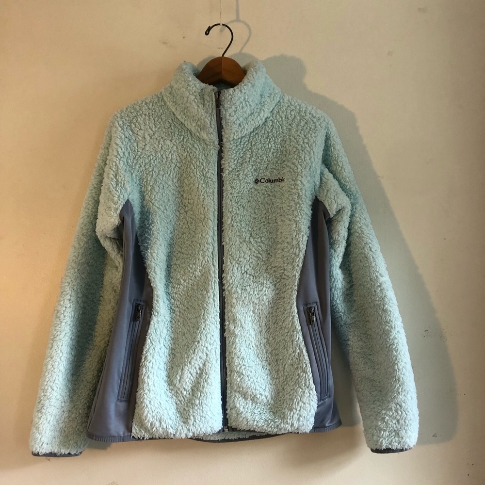 Columbia fluffy jacket women’s size large